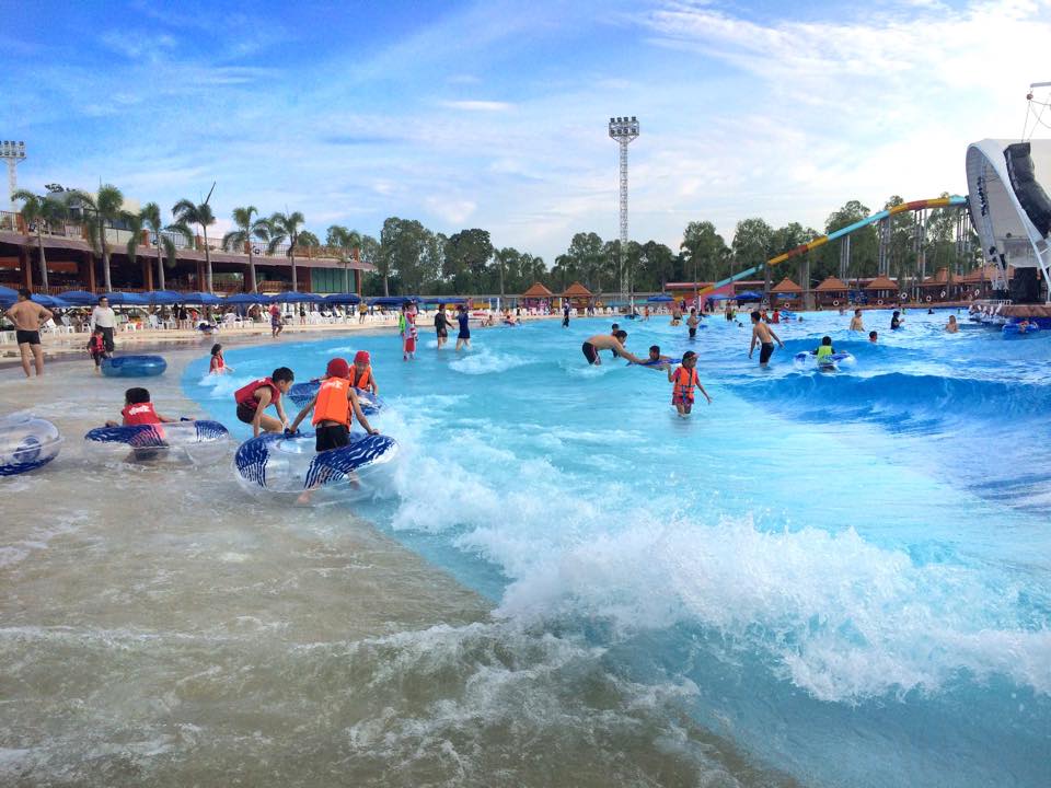 สวนน้ำ Dino Water Park ขอนแก่น ทะเลเทียมแห่งแรกในอีสาน